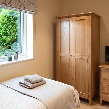 Larchwood Lodge Ellon Экстерьер фото