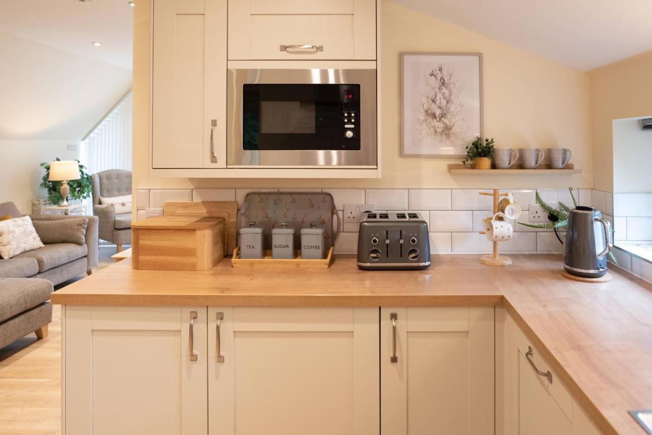 Larchwood Lodge Ellon Экстерьер фото
