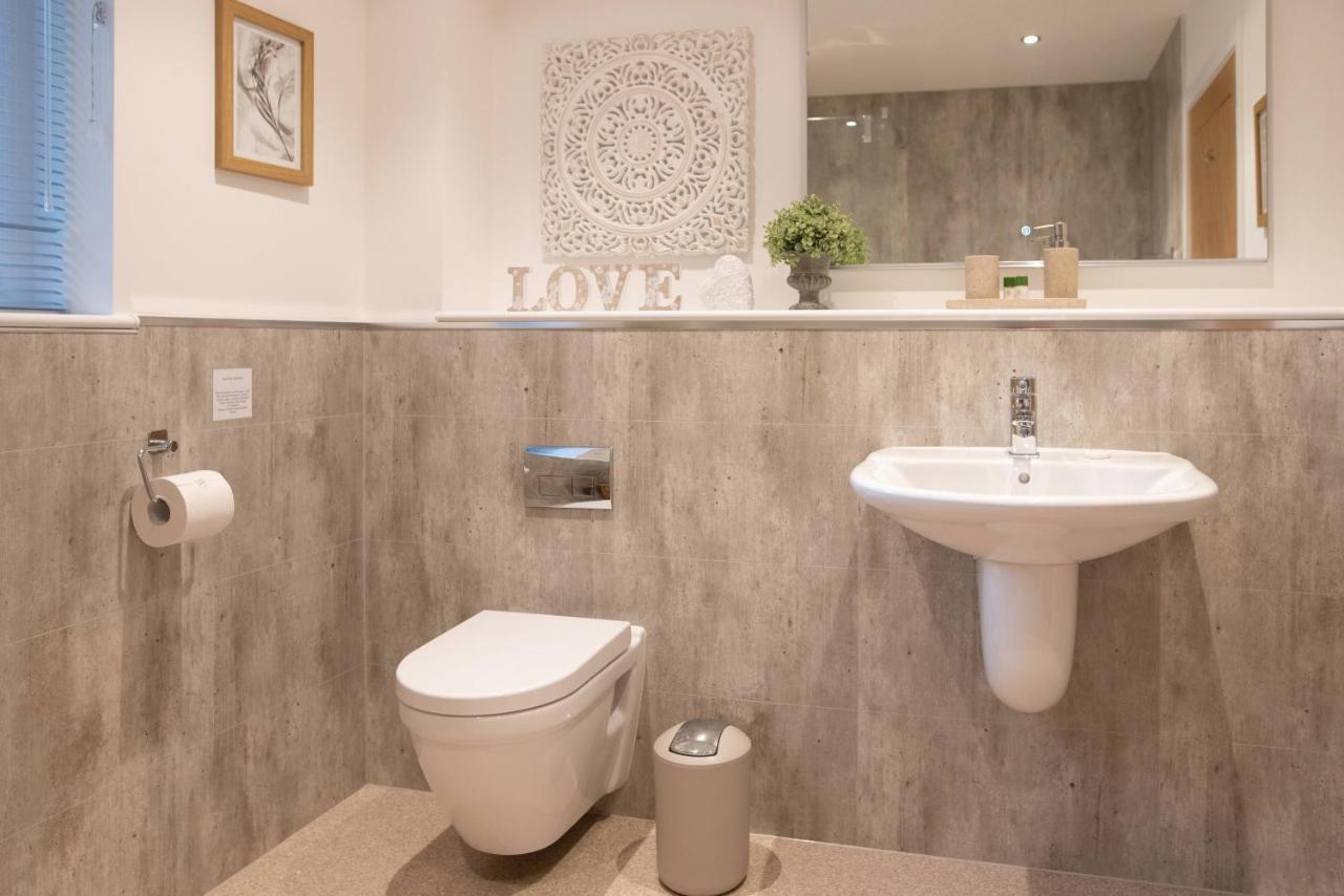 Larchwood Lodge Ellon Экстерьер фото