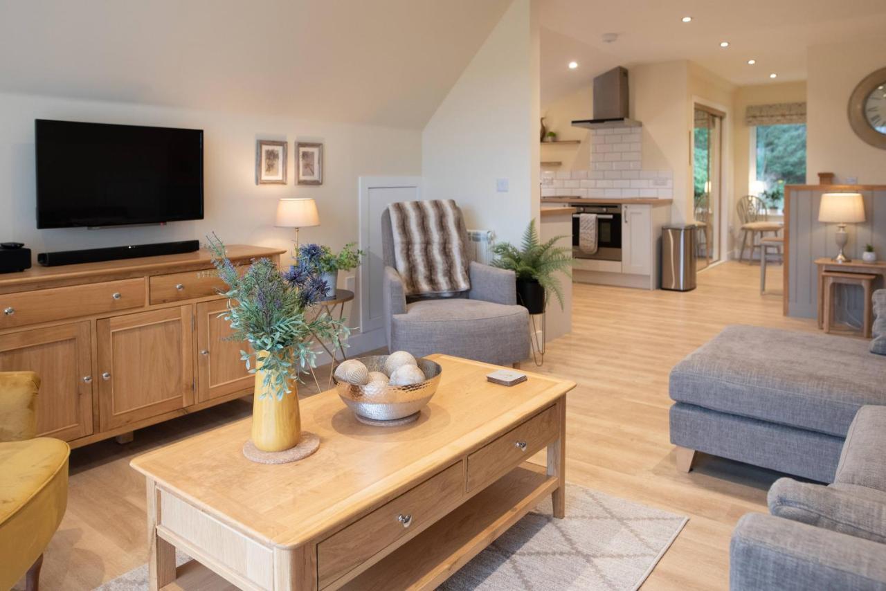 Larchwood Lodge Ellon Экстерьер фото