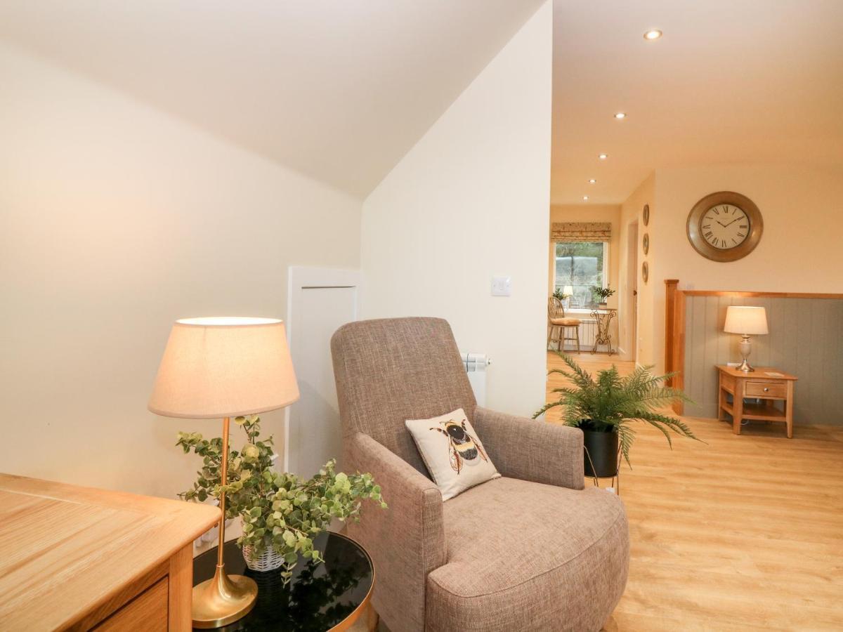 Larchwood Lodge Ellon Экстерьер фото